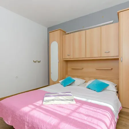 Apartment Sunny